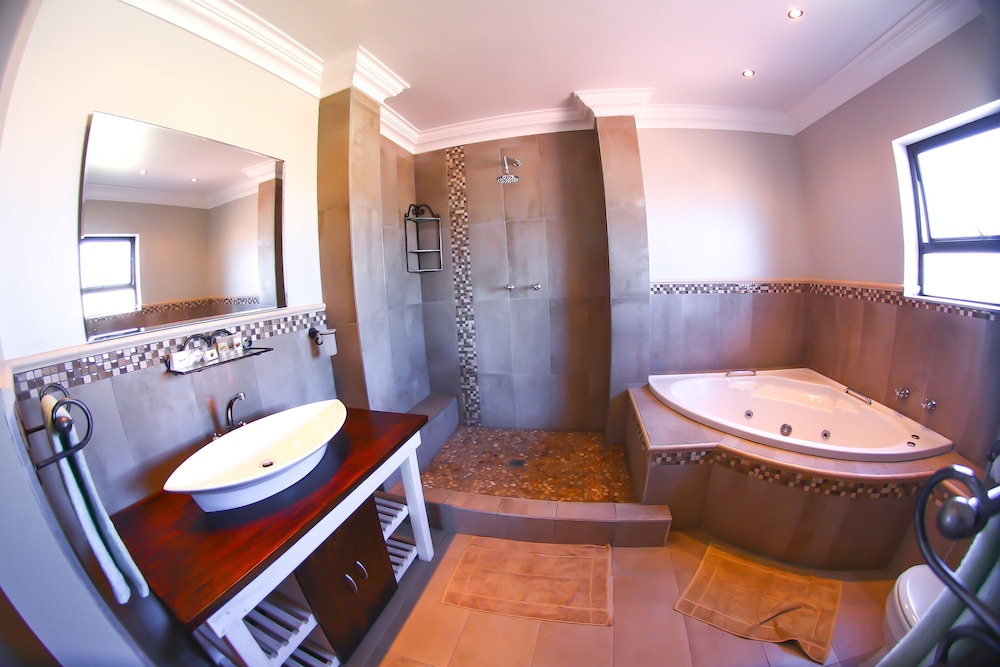Alabaster Box B&B