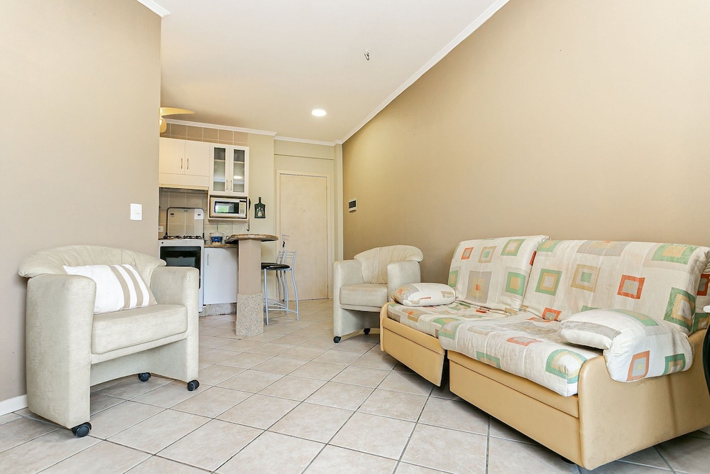 Pleasant Apartment 110m From Ingleses Beach Vdg114