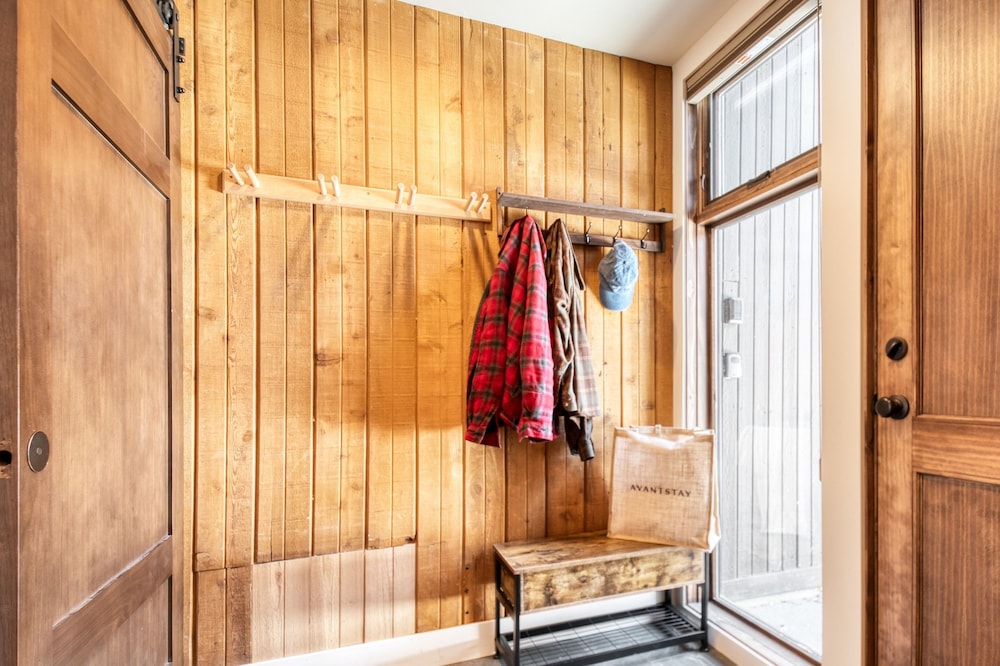 Quicksilver by Avantstay Park City Town House in Great Location