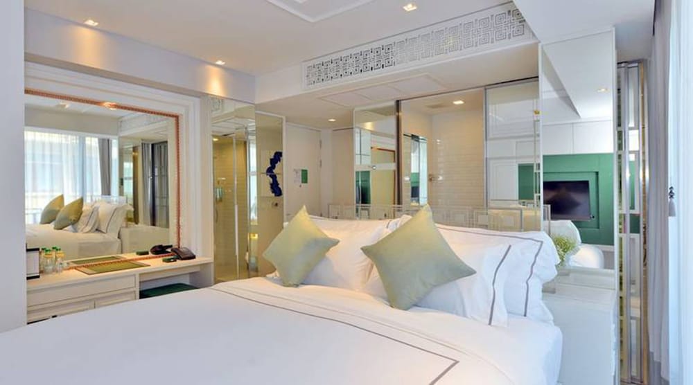 Riva Arun Bangkok 28