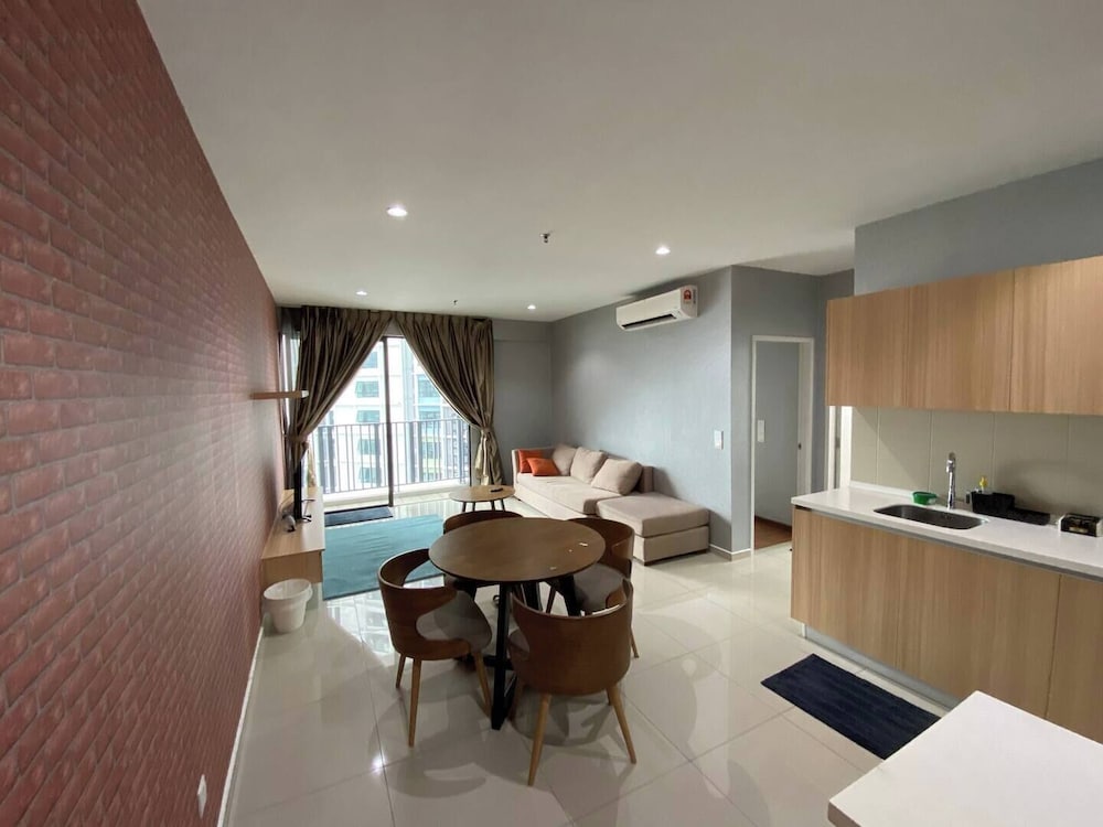I City Luxury Condo Shah Alam Smarthome