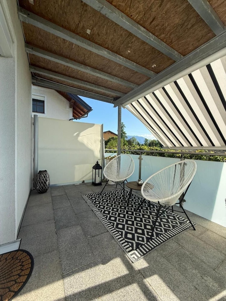 Cozy Apartment Salzburg, 50 m2, With Garden, Terrace, own Entrance, Free Parking