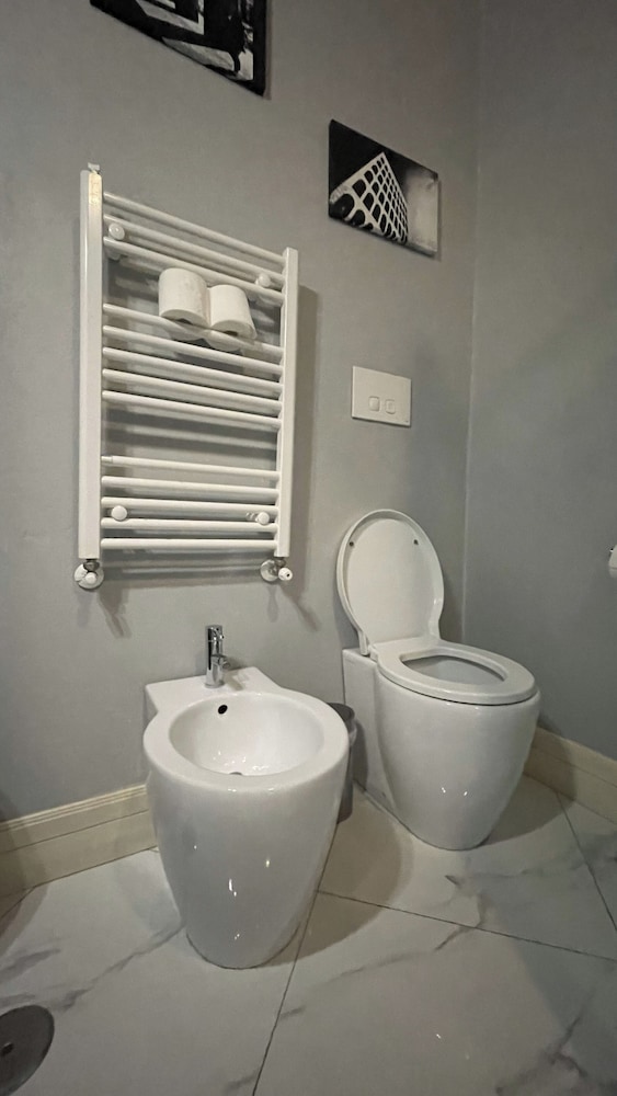 Rhome Luxury suite