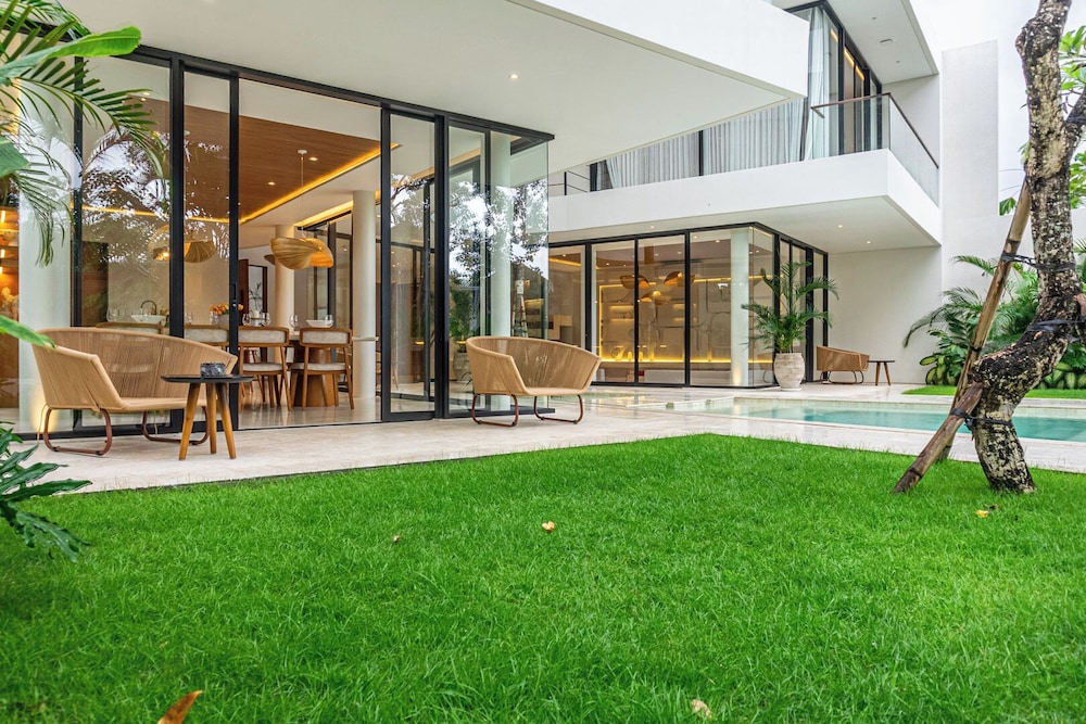 Villa Casa La Brisa by RPM