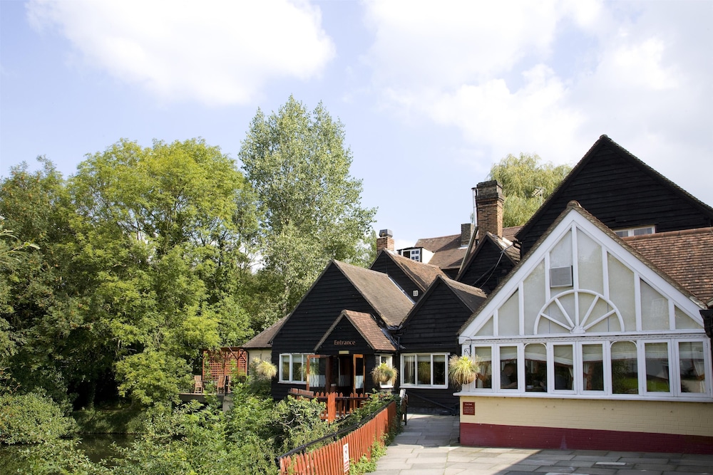Premier Inn Harlow North - Harlow Mill 5