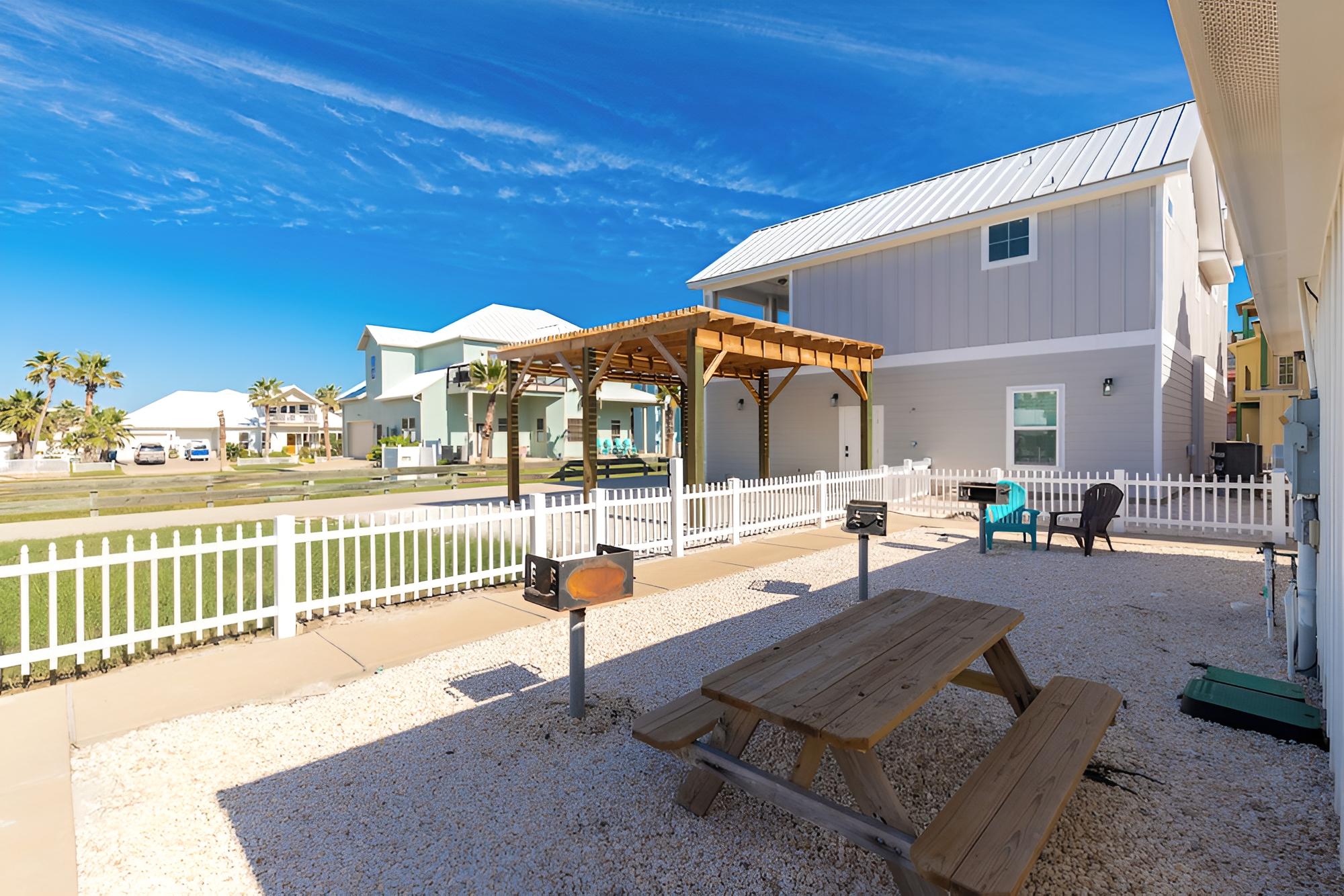 The Sandy Hideaway view 5