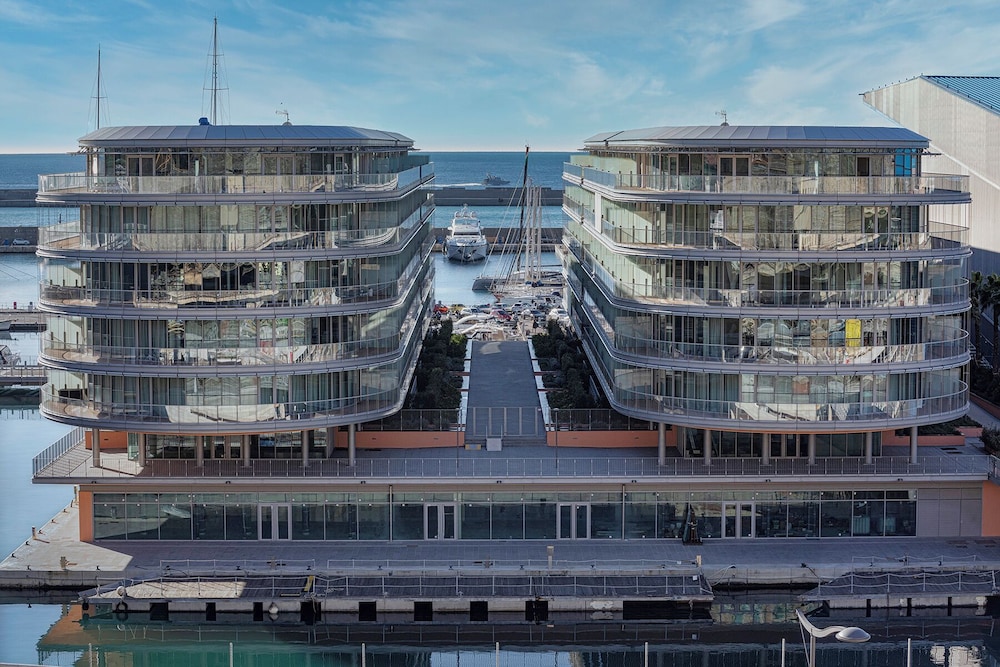 Waterfront Vibes by Wonderful Italy