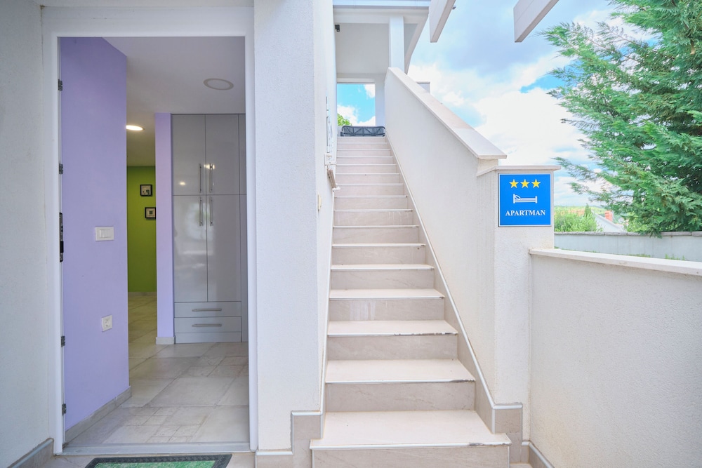 Sunshine Suites by Litto