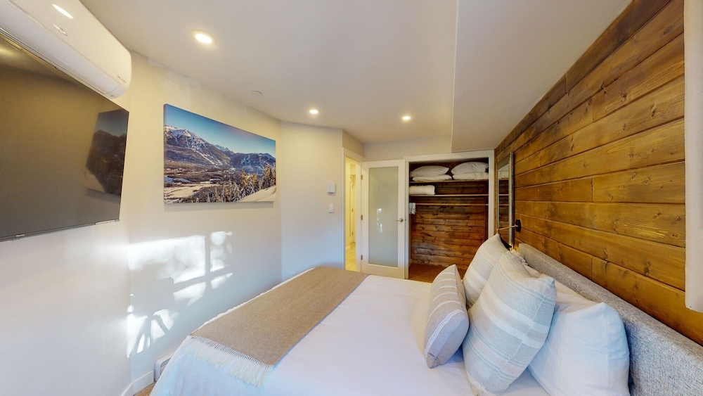 Marketplace Lodge - Whistler Premier - Image 5