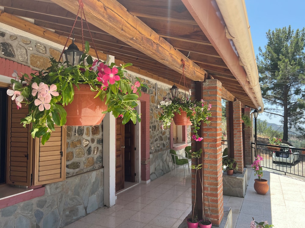 Charming Villa in Pano Platres, Cyprus - Your Home Away From Home