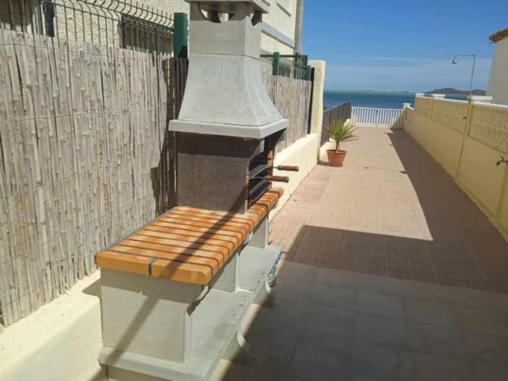 Beachfront House,sea Views Near Historic Cartagena