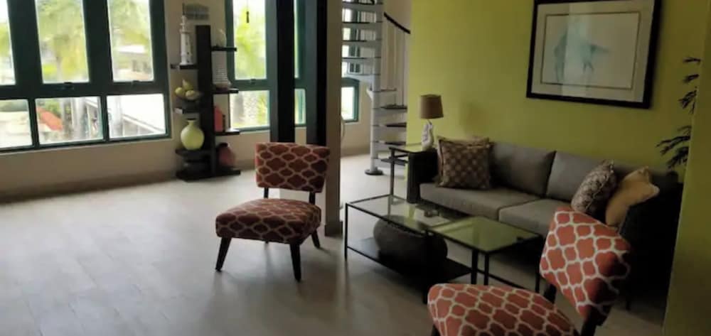 Beachside Adventure Suites - Property Image 38