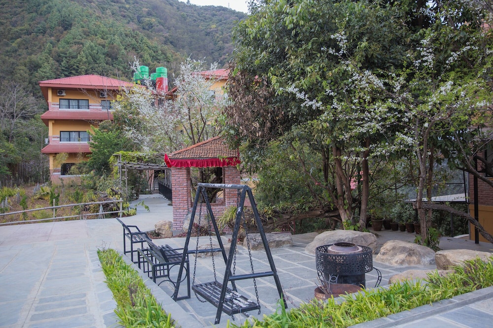 Jungle Mahal Wellness Resort
