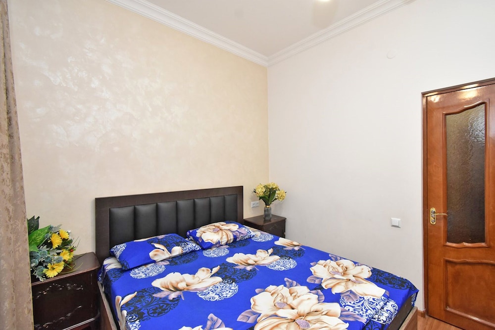 Apartment on Argishti 15 street