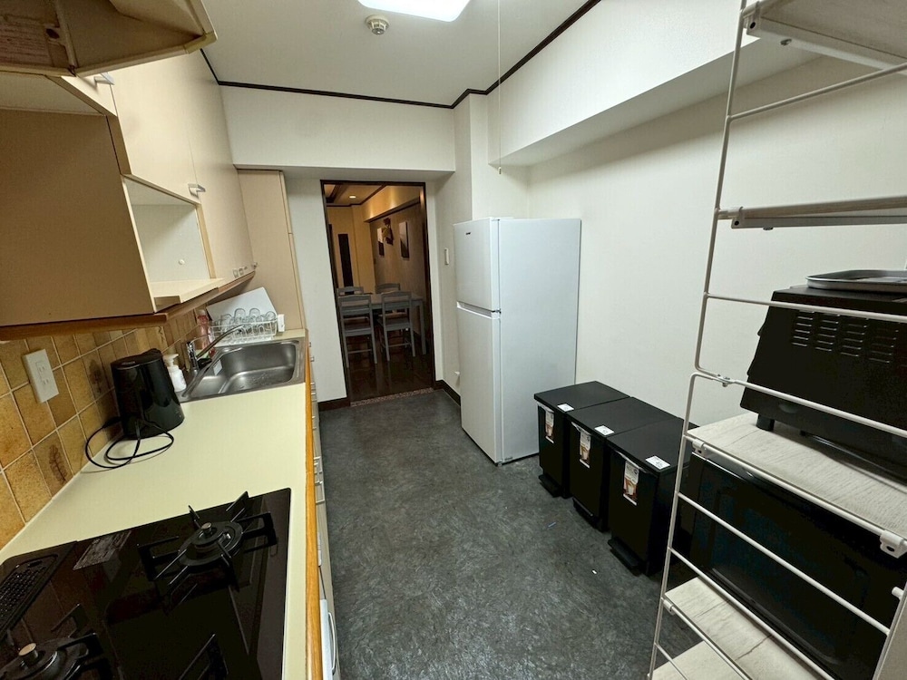 sunmallcrest403