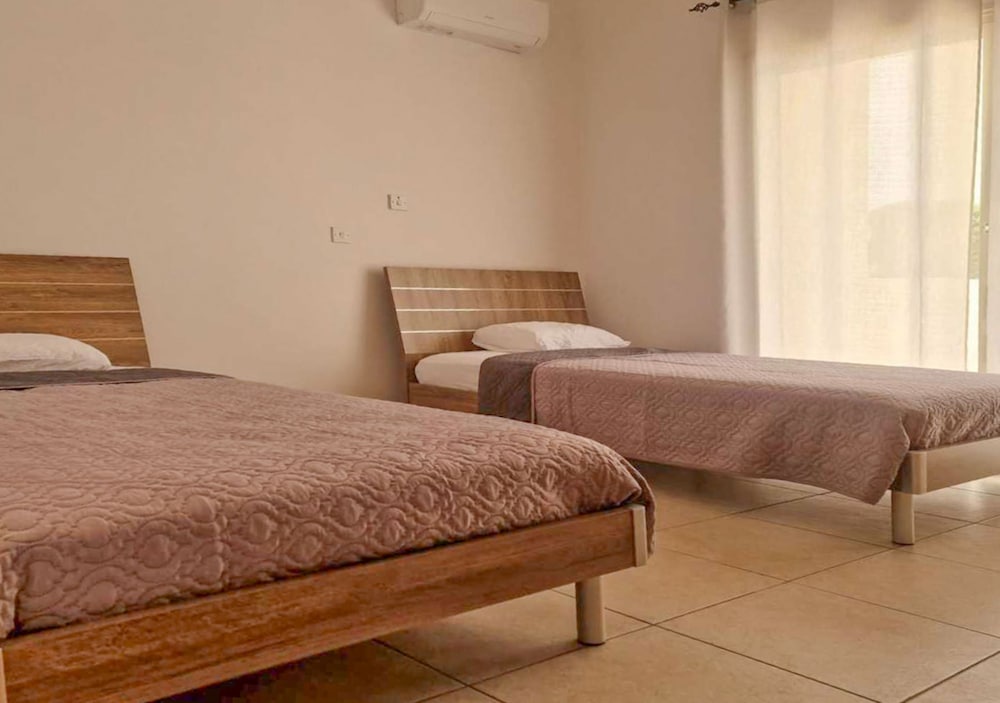 Sunshine Apartment in Pafos
