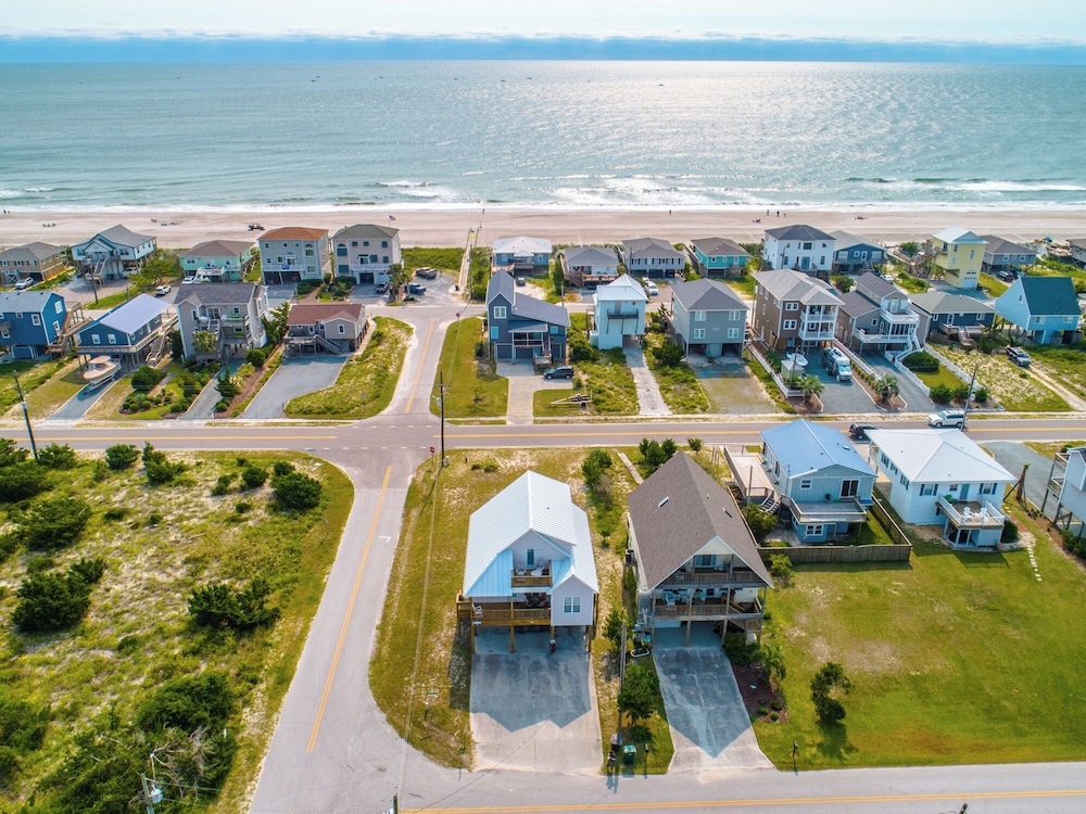 Casa Capri by Topsail Realty
