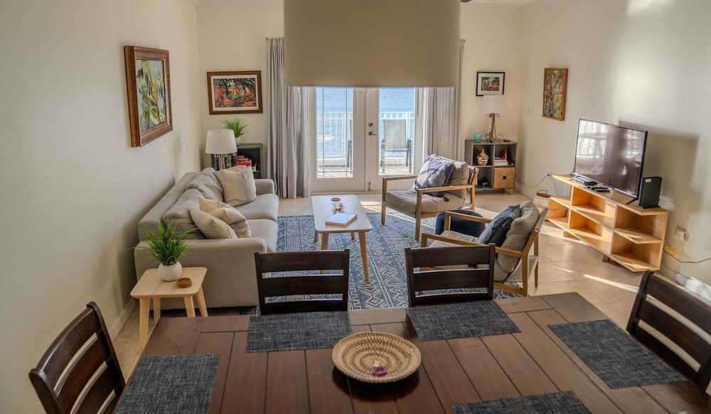 NEW Oceanfront Condo in George Town