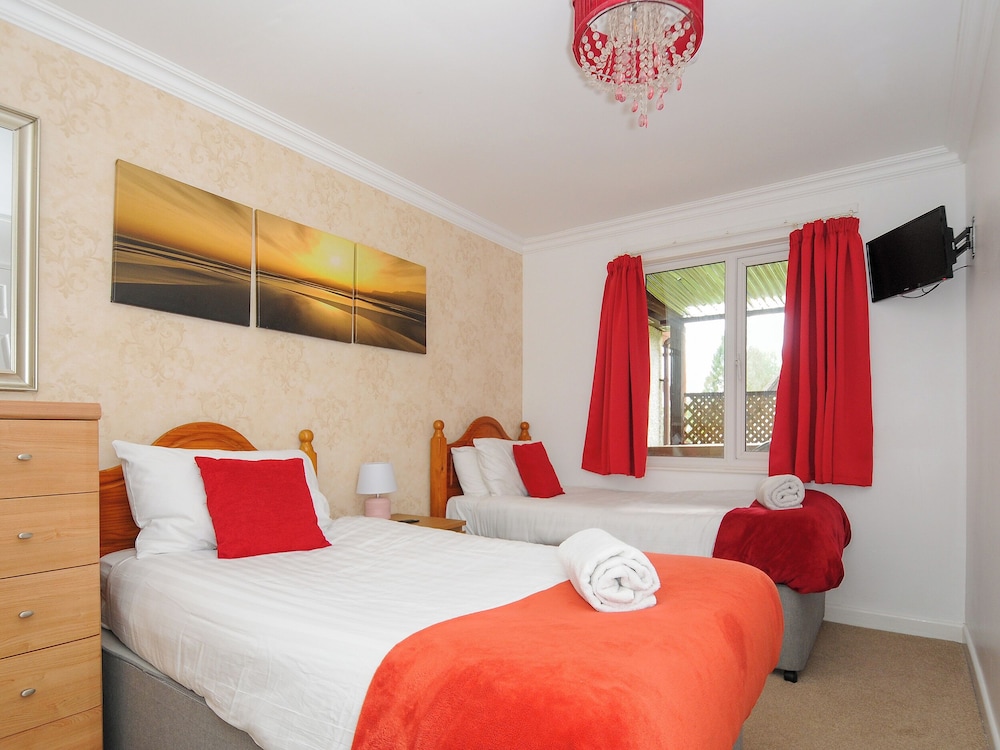 Valley Lodge 26