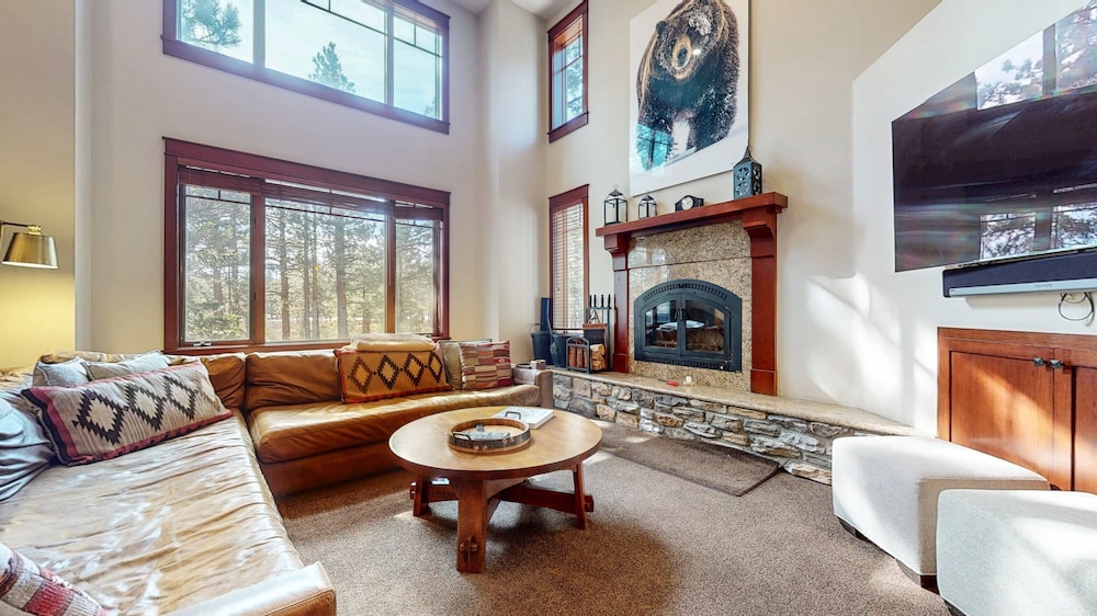 Timbers #2 4 Bedroom Townhouse