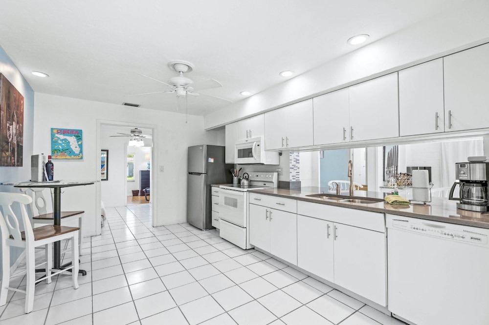 Sand Dollar Cottage