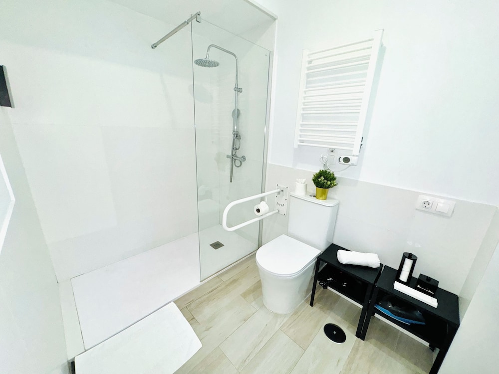 Cinco Torres Suites