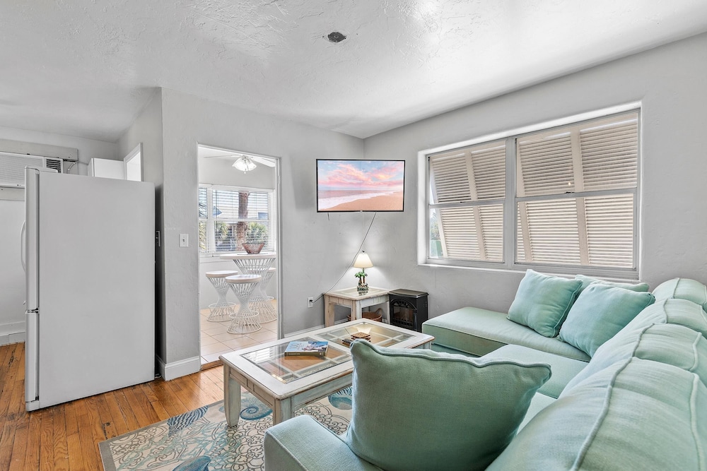 Flagler Suites 4