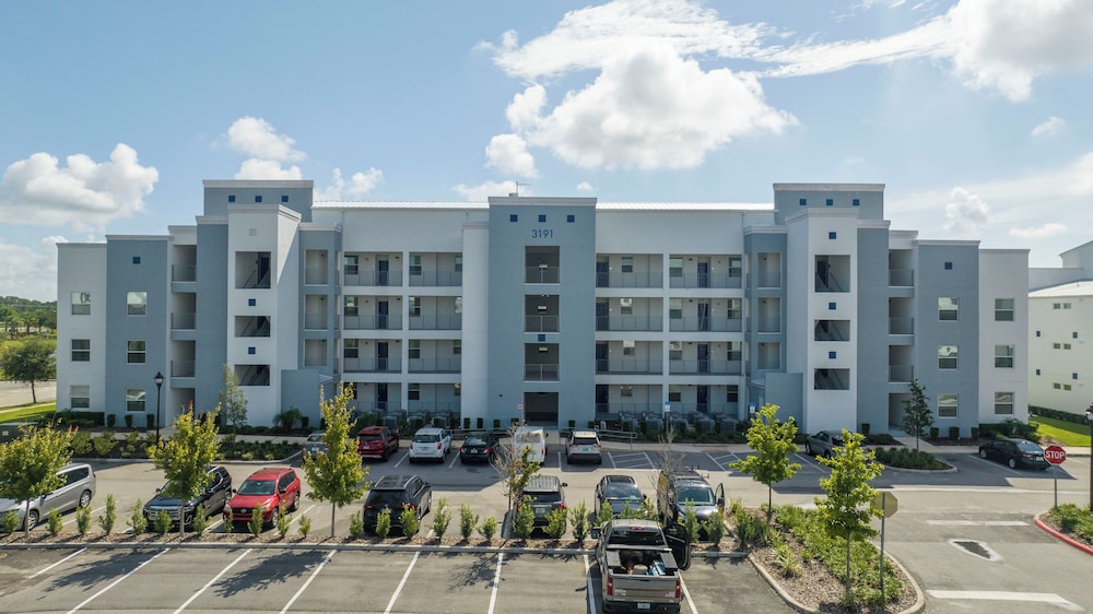 Storey Lake condos by UNE Homes