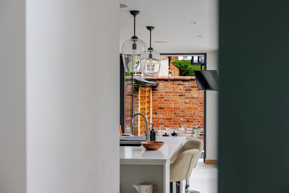 Elegant Townhouse&Basement in Leamington