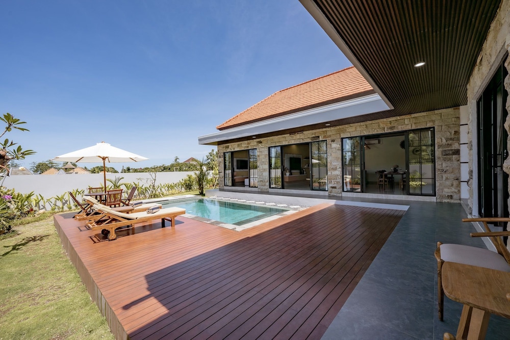 The Lotus Villa Uluwatu