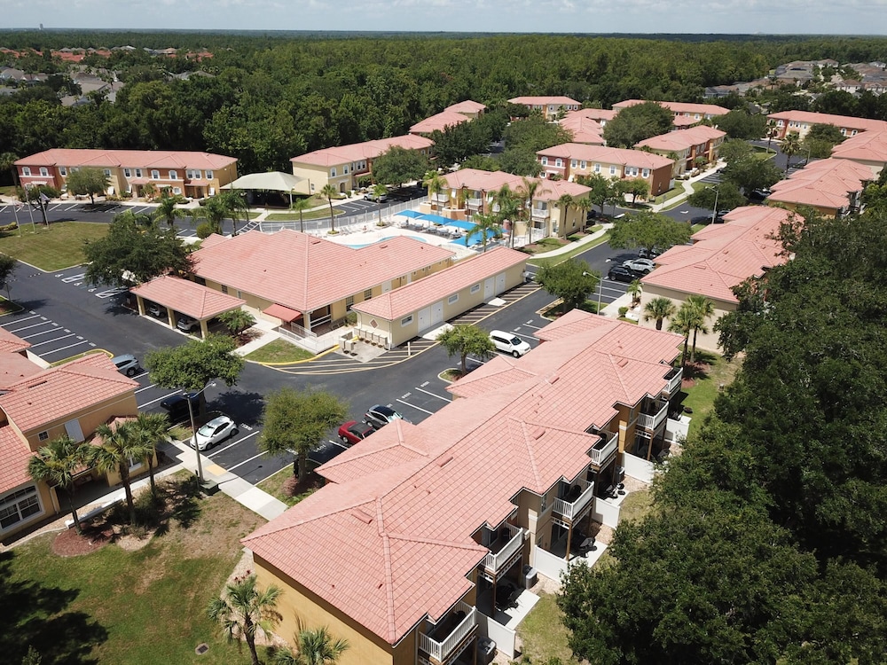 Luxury Disney Townhome Getaway Minutes From Disney view 5