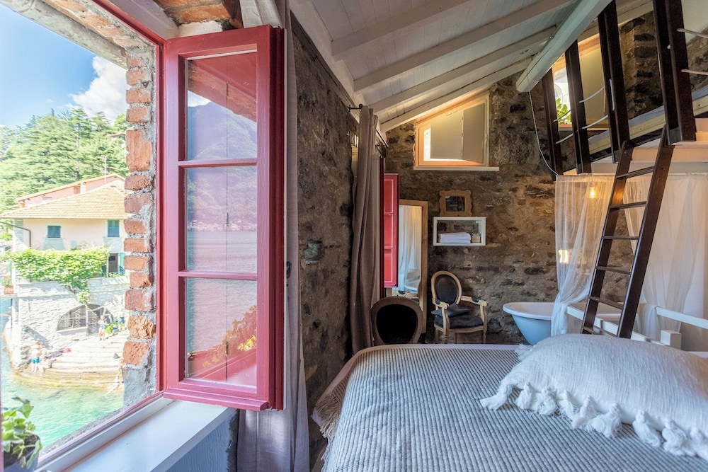 La Civera - Nesso Lake Como by Rent all Como