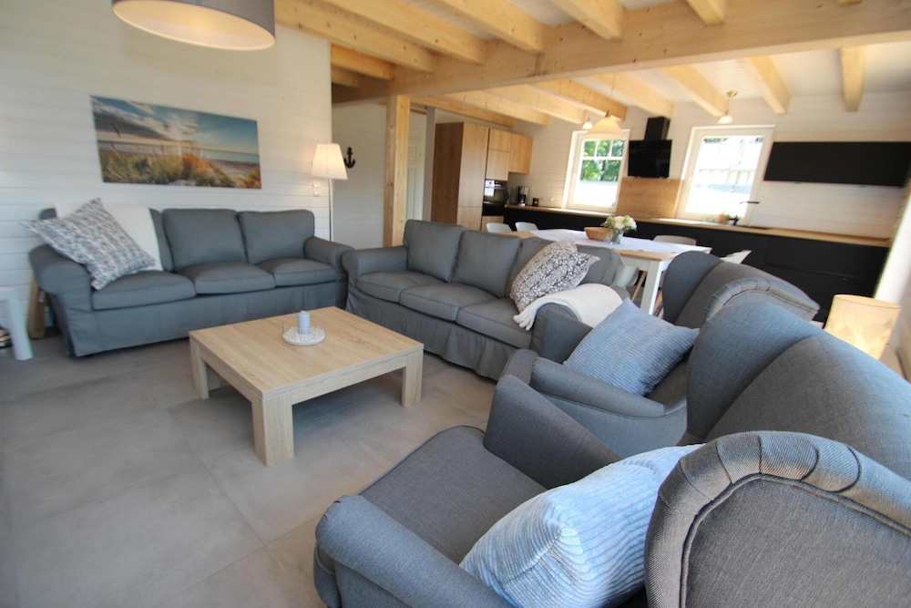 Ferienhaus Seewind mit Sauna am Dummer See