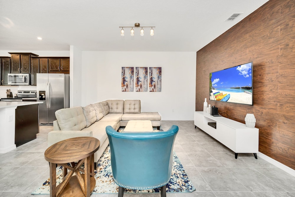 Solara Resort Home w Pool - Near Disney view 3
