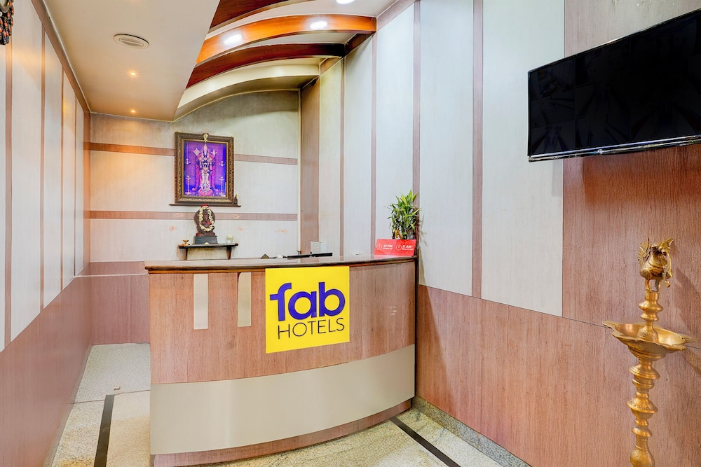 Fabhotel Madhura Residency