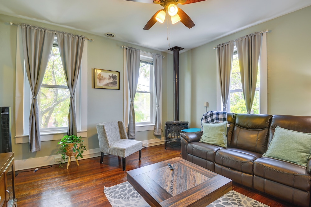 Central Location! Winter Retreat in Sackets Harbor