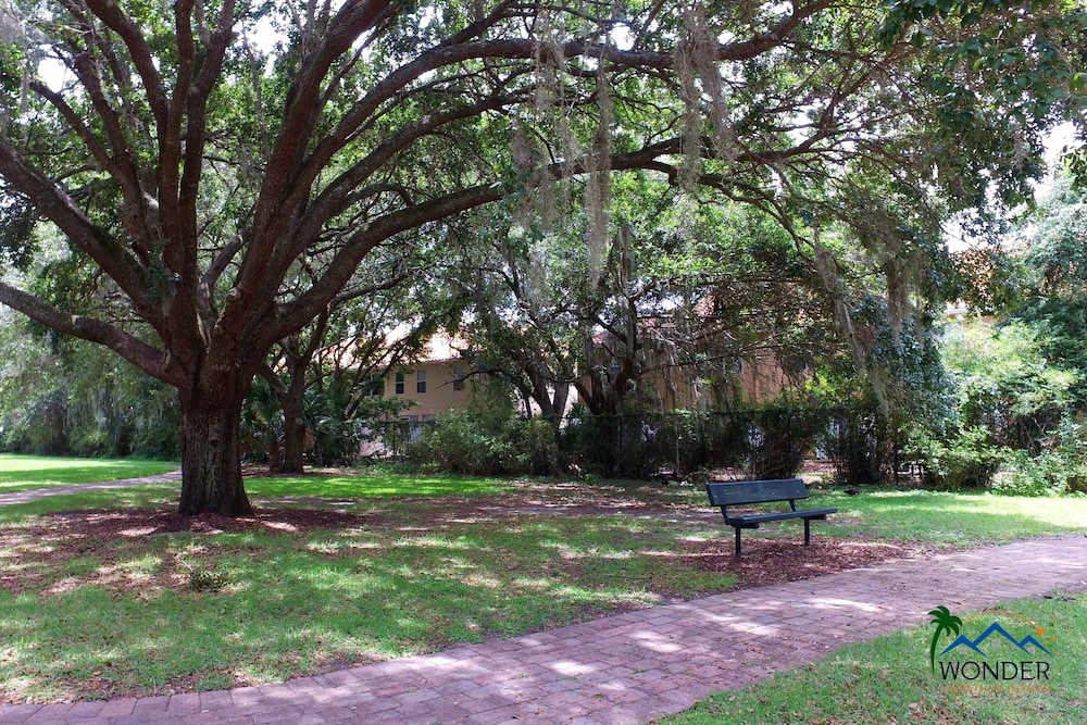 4 Bd Sleeps 10 w Gameroom Close to Disney 5147 - Image 4