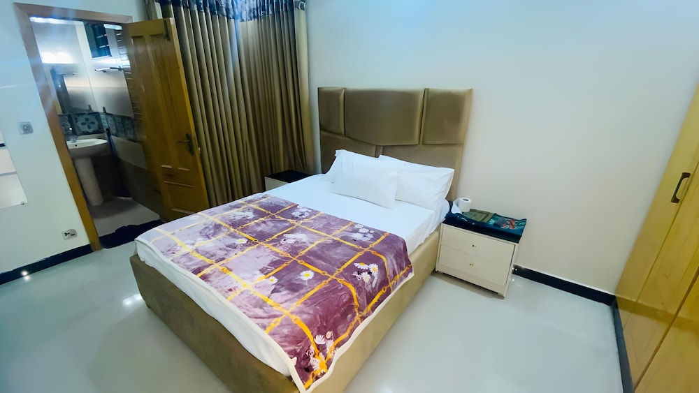 One Click 7 Guest House view 3