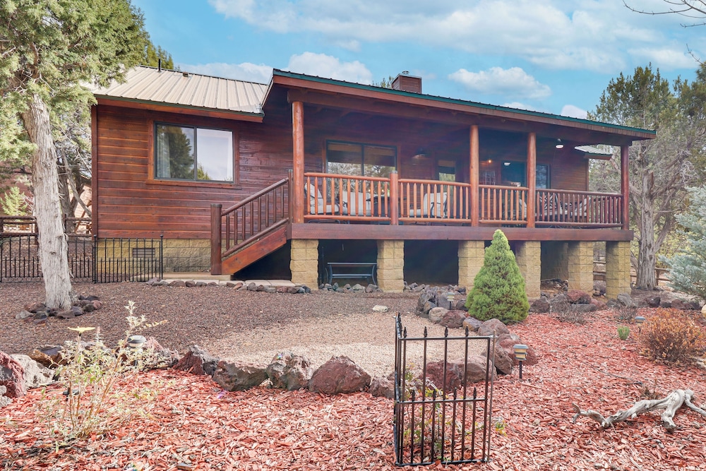 4 Mi to Fool Hollow Lake, Quiet & Cozy Cabin