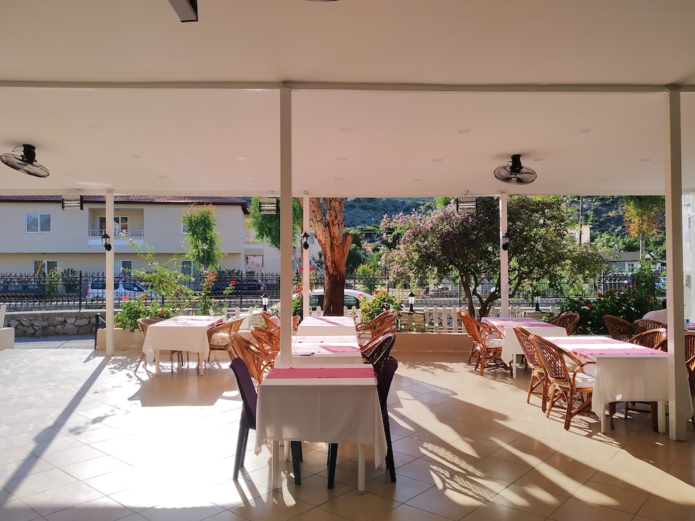 Rayana Otel - Image 11