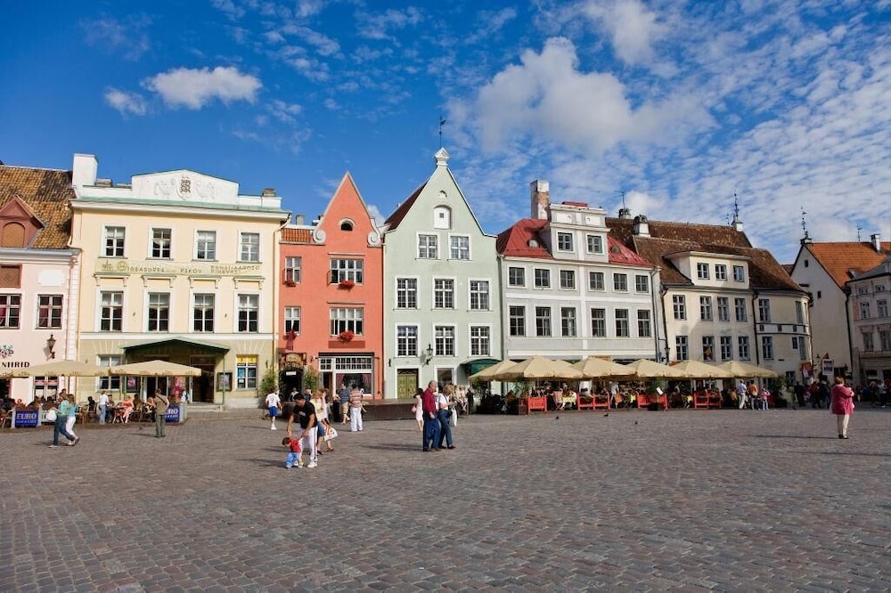 Tallinn Vacations - Tallinn Luxury Apartments with sauna and old town view - Property Image 12