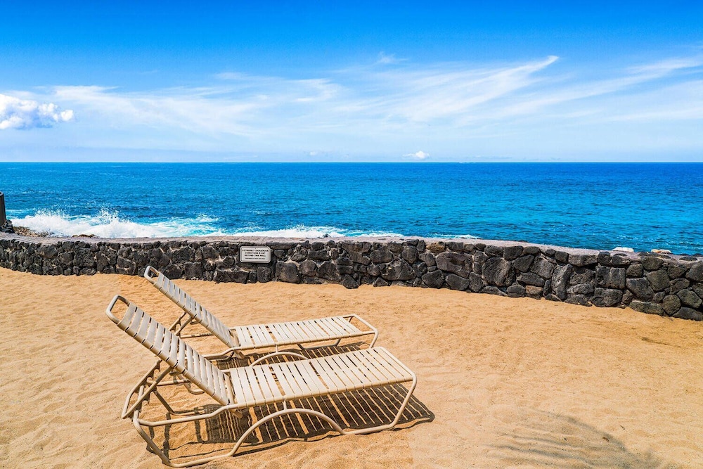 Oceanfront Complex - No Stairs - AC - Wifi - Vrkcv