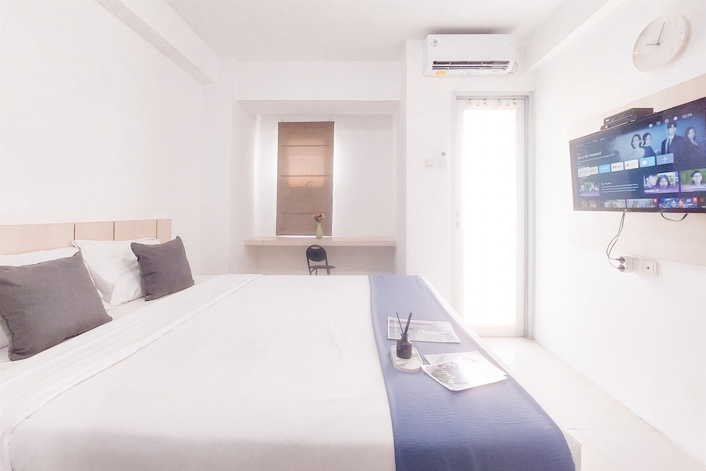 Best Deal Studio Apartment Urbantown Serpong