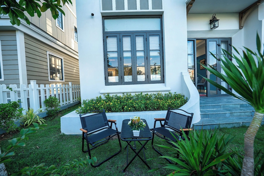 Luxury 4 bedroom villa
