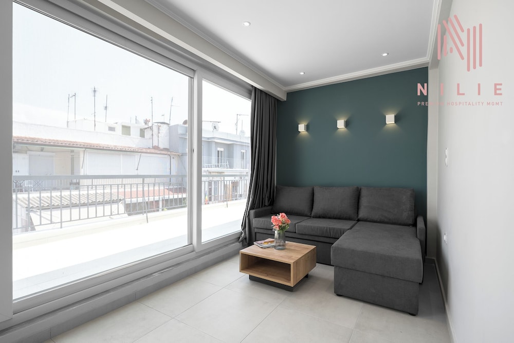 Bonsai Studios & Apartments, Nilie Hospitality MGMT