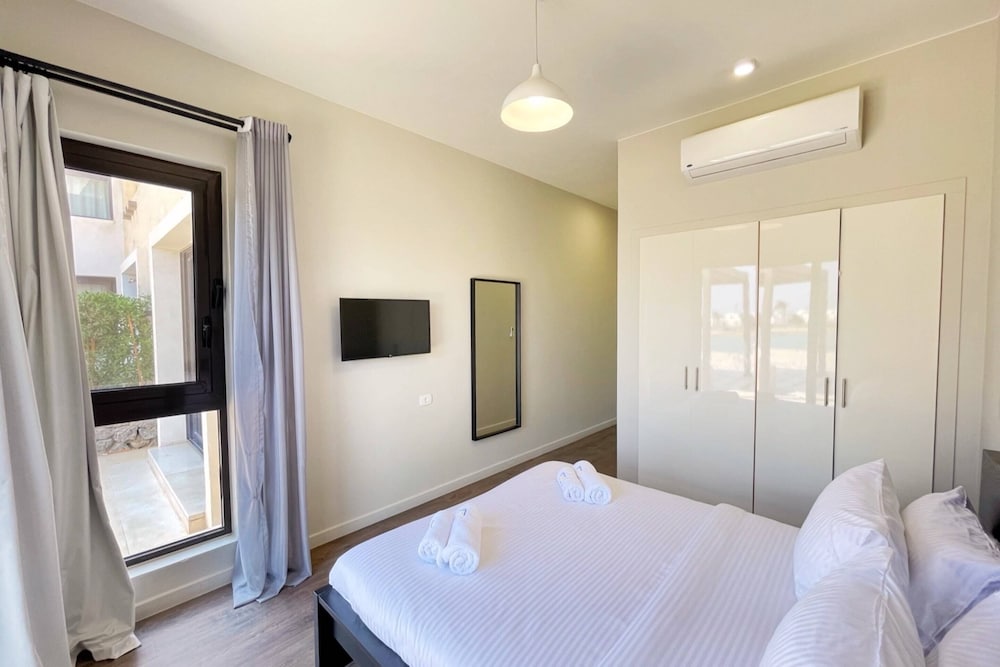 Xuru Stays I Poised & Pearly 3 BDR Villa @ Cyan El Gouna