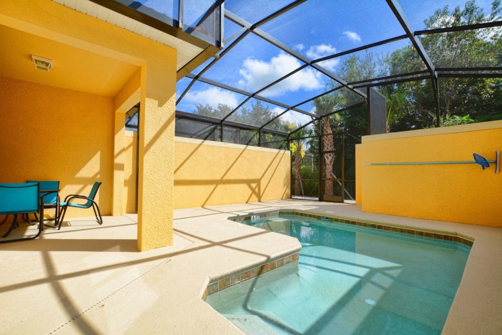 Paradise Palms Resort Orlando