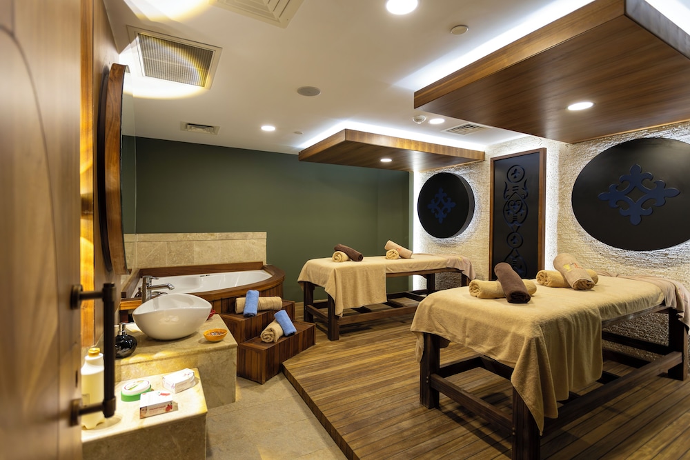 Oz Hotels Antalya Resort & Spa Yetişkin +16 - Image 48