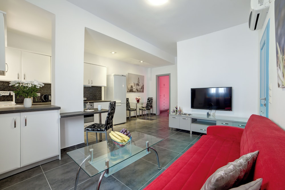 ADELPHI APARTMENTS
