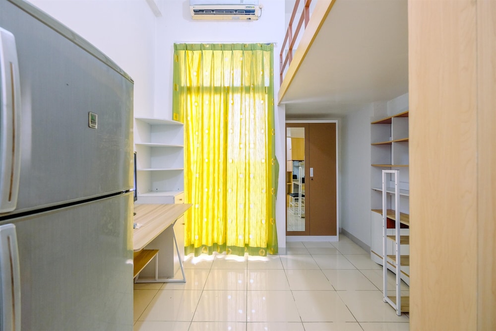 Best Homey and Minimalist Studio at Dave Apartment